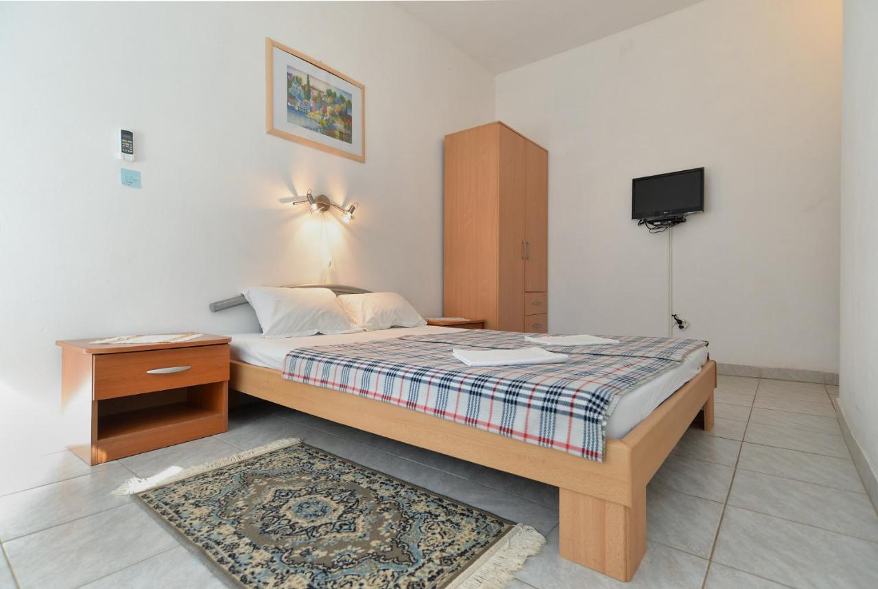 Apartment Bozo 1631 Fažana Extérieur photo